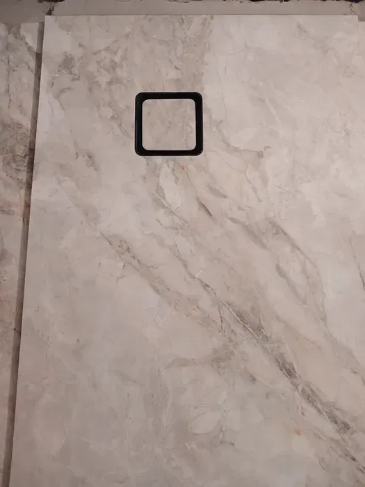 Плиточник. Укладання плитки. Великий формат