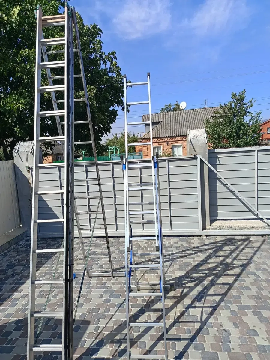 Надійна алюмінієва драбина 3 секції