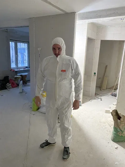 Фарбування Стін Безповітряним Апаратом. Ідеально Рівне Покриття та Великі Об’єми в Стислі Терміни!