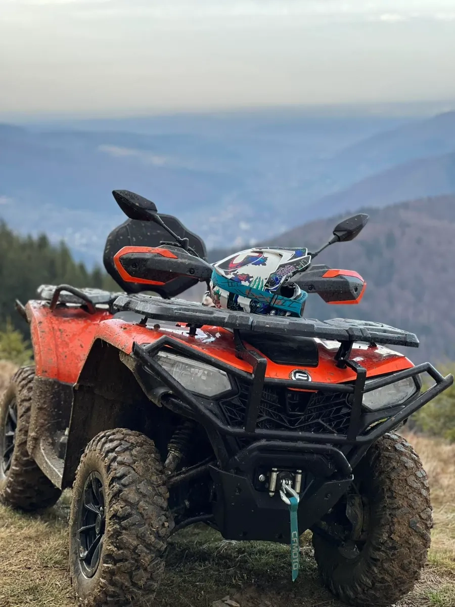 Квадроцикли активний відпочинок в Карпатах.