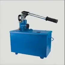 Насос для опресовки труб