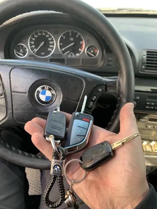 Виготовлення авто ключів, чипи, нарізка леза, аварійне відкриття