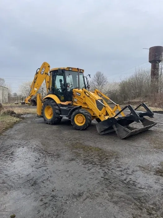 Екскаватор навантажувач JCB 3CX