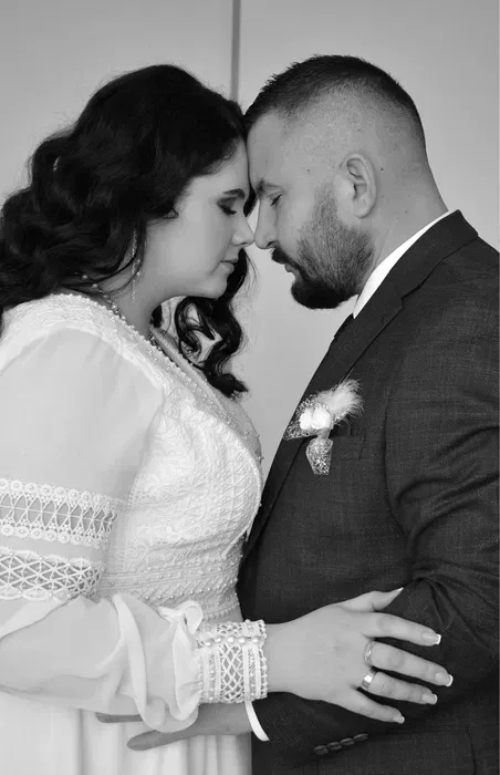 Весільний фотограф. Зроблю вам гарні весільні фотографії.