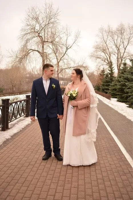 Весільний фотограф. Зроблю вам гарні весільні фотографії.