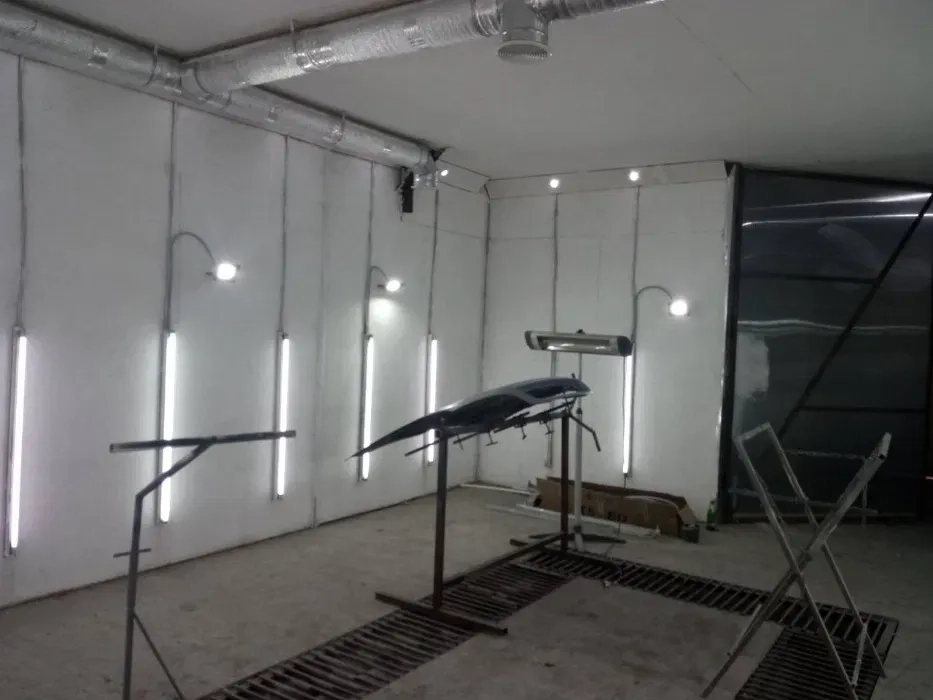 Фарбування автомобіля, складне рихтування авто, кузовний ремонт.