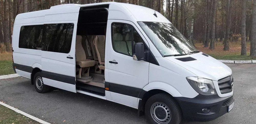 Послуги Мерседес Спринтера з водієм