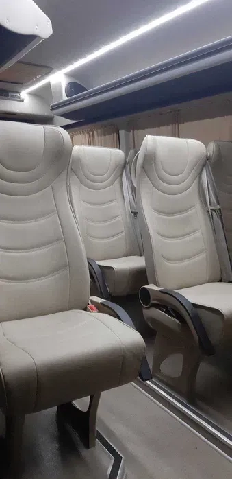 Послуги Мерседес Спринтера з водієм