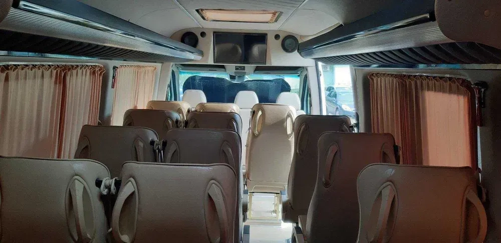 Послуги Мерседес Спринтера з водієм