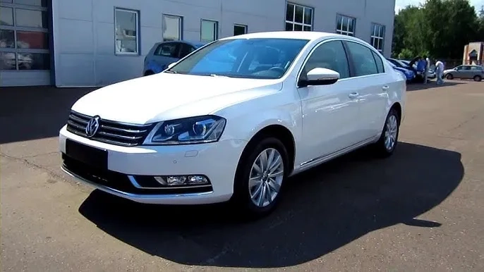 Автомобіль Volkswagen 2012