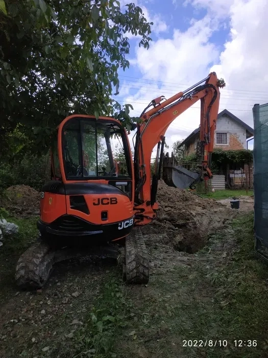 Міні екскаватор