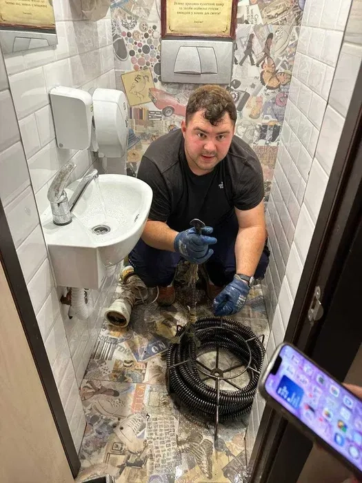 Прочистка каналізації Вишгород, прочистка пробивка труб