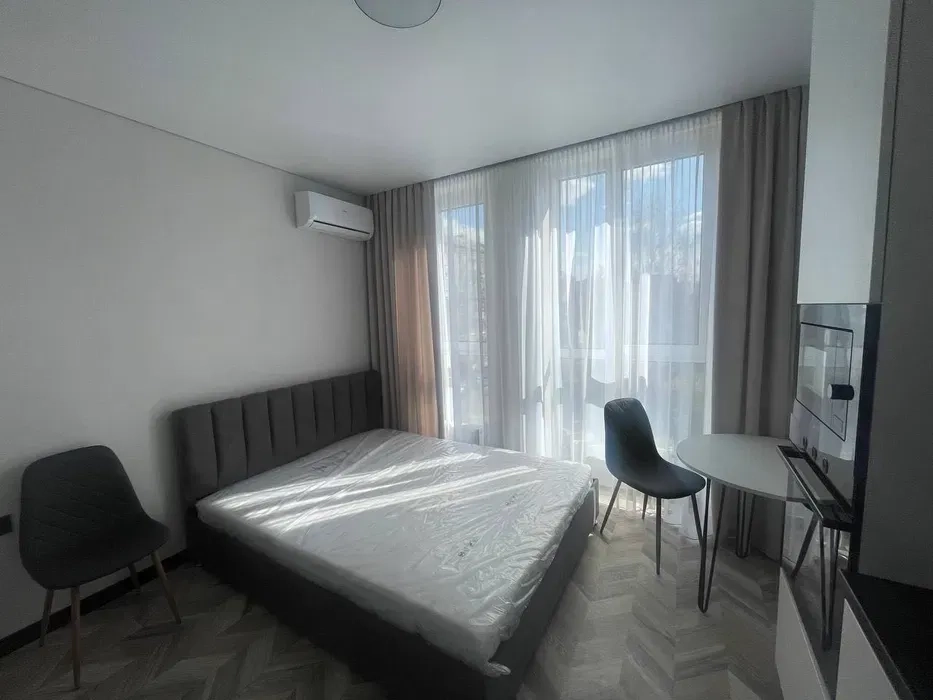 Квартира студії 22.6м² біля метро Нивки, 5хв від метро
