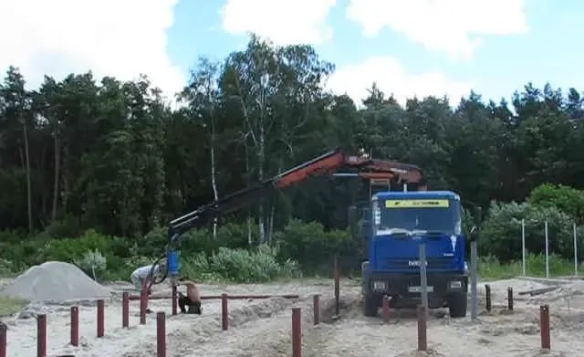 Облаштування пальово-гвинтових фундаментів від 200 ₴/пог.м