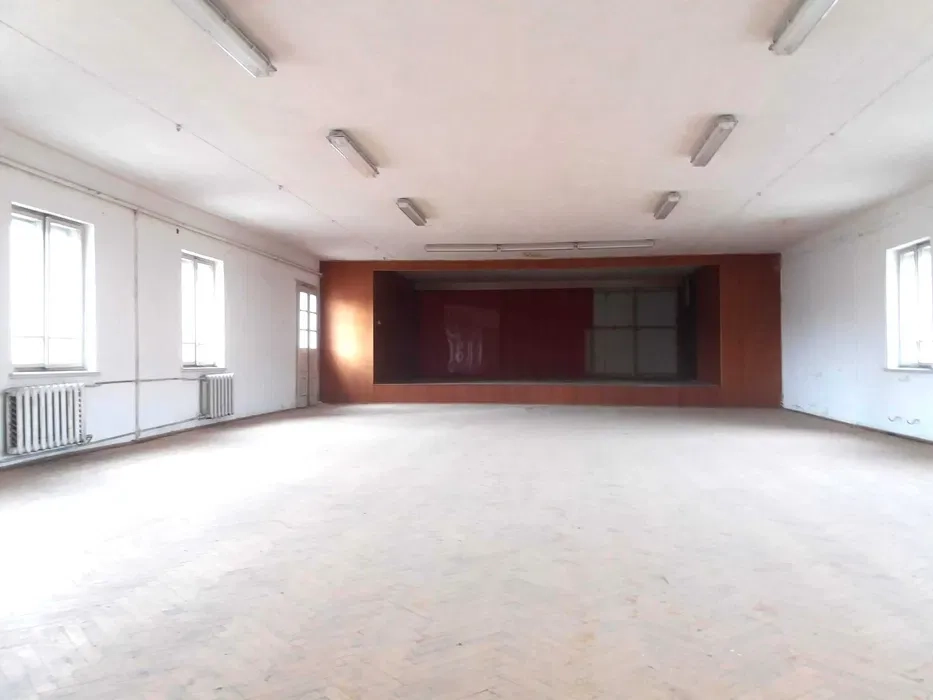 Комерційне приміщення., під спортзал, тренування, тощо - 485 €