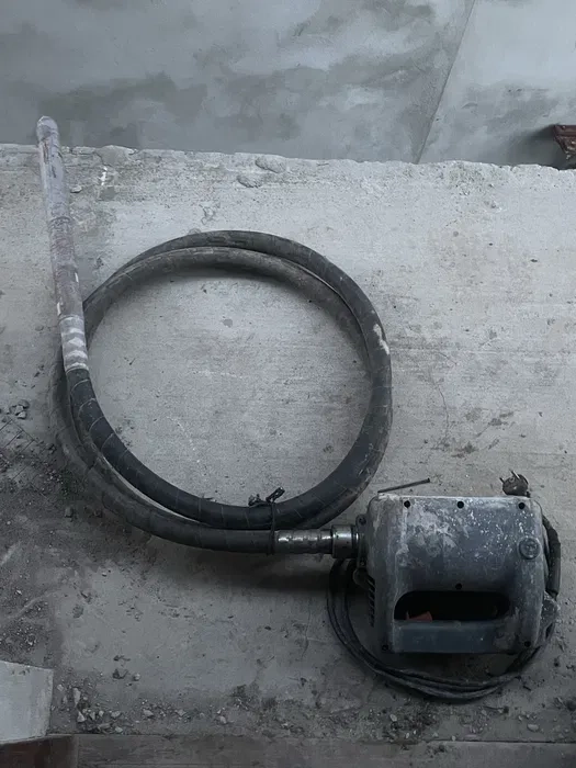 Вібратор для бетону