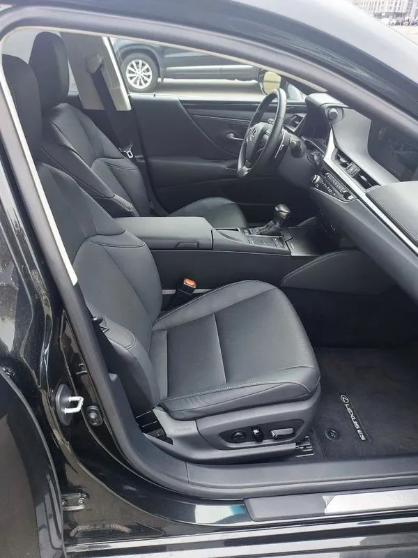 352 Авто на весілля Lexus ES 250 чорний