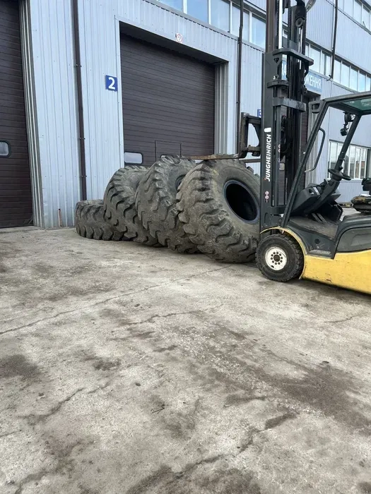 Професійний шиномонтаж для легкових автомобілів (R13-R23) у вашому місті.