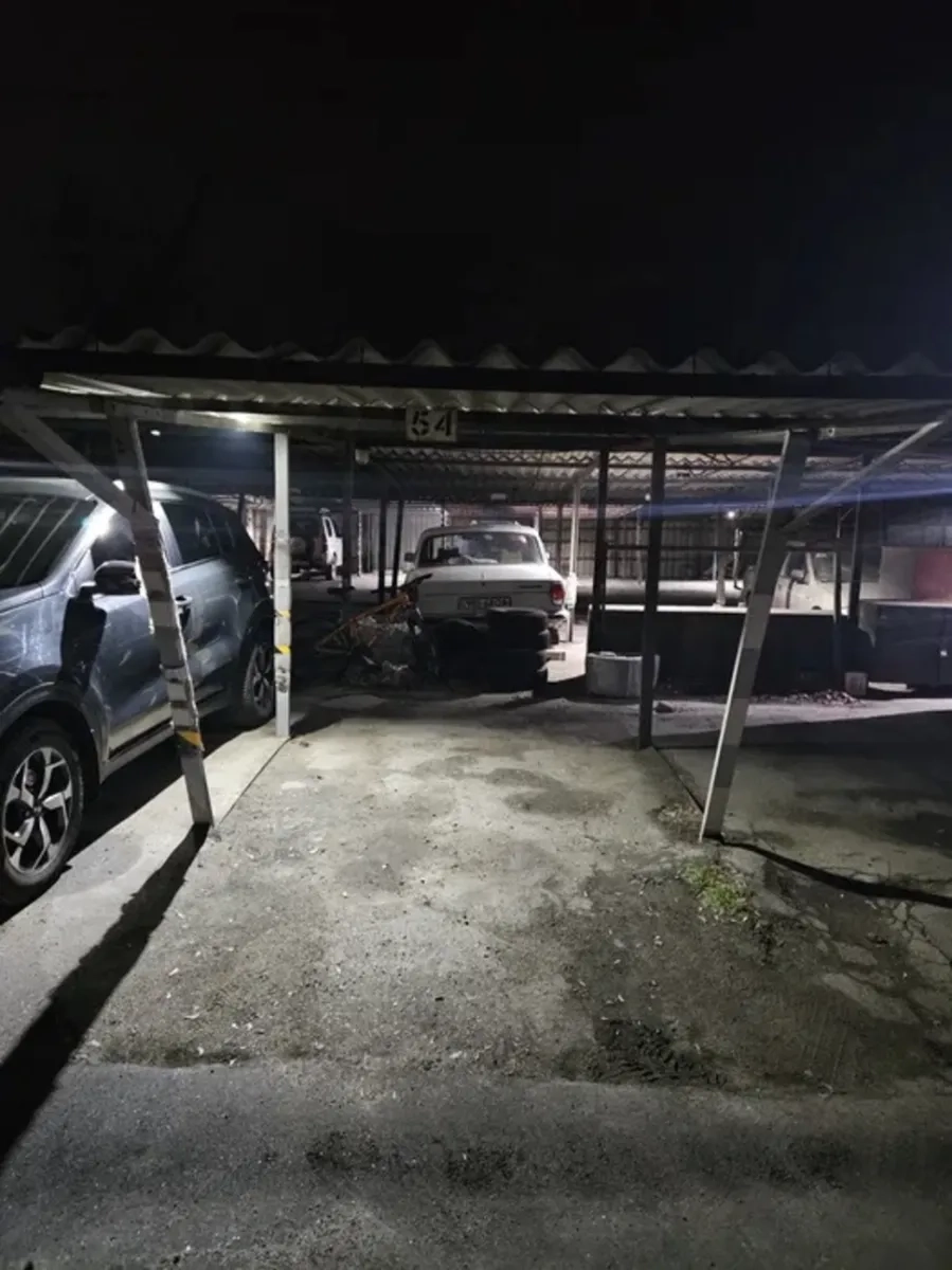 Паркомісце з комфортним заїздом і охороною