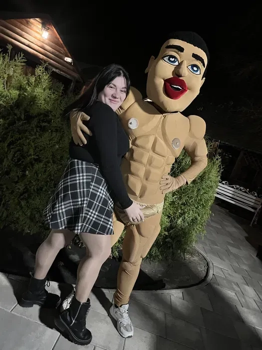 Гумористичне шоу від Мачо. Ростова лялка привітання з днем народження.