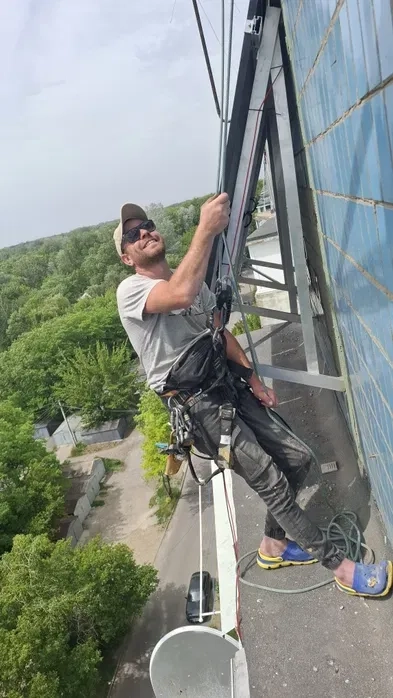 Монтаж, демонтаж сонячних панелів. Дніпро. Монтаж сонячних панелей