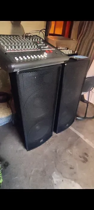 Колонки, звукова апаратура