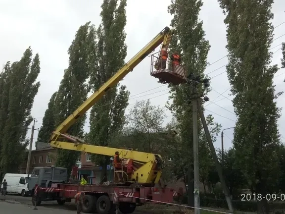 Автовишка від 15 до 45 метрів.