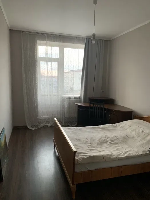 Кімнати в центрі міста м.Виноградів