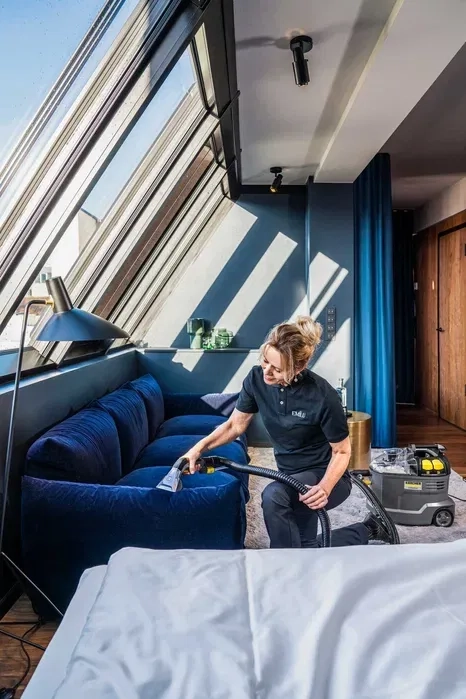 Миючий пилесос Karcher Puzzi 8/1 (хімчистка авто, диванів)