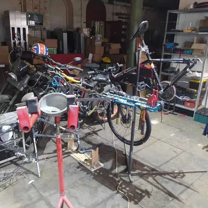 Ремонт велосипедів, електровелосипедів, електросамокатів