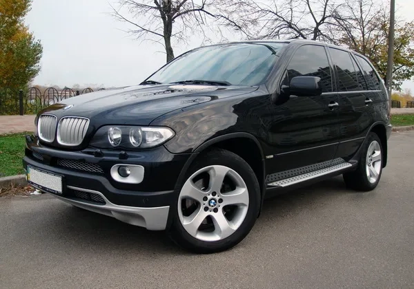 252 Позашляховик на весілля BMW X5 з водієм