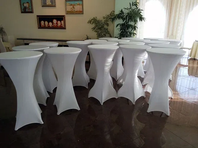 Меблі - обладнання для весілля та інших заходів.