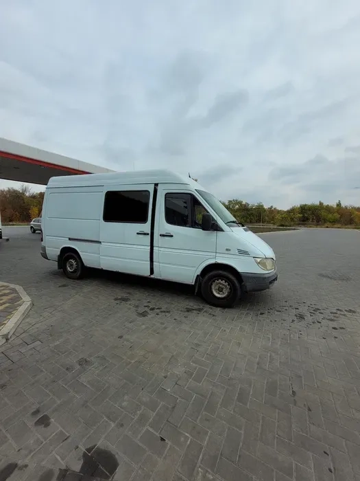 Вантажоперевезення Sprinter та Kangoo: перевеземо ваш вантаж швидко!