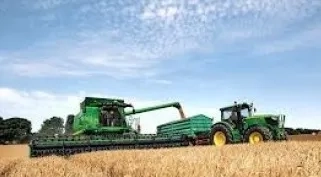 Збирання врожаю комбайном CLAAS