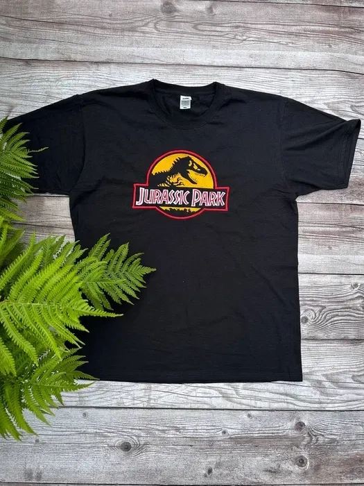 Машинна вишивка на одязі