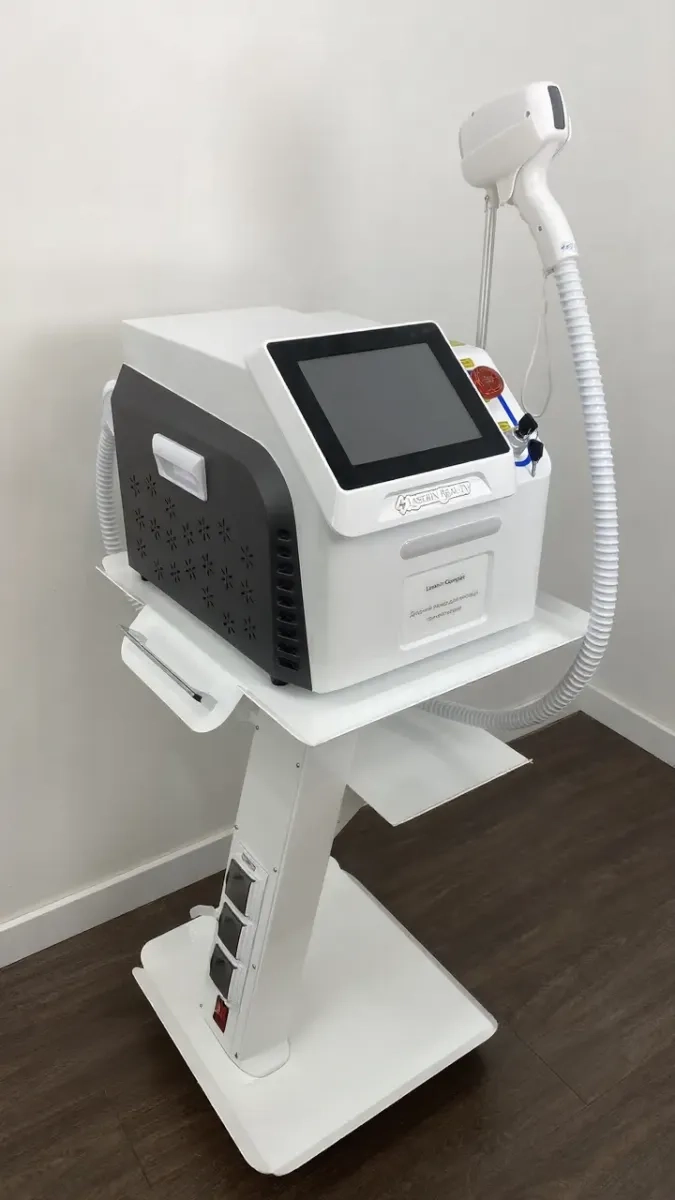 Діодний лазер для епіляції трихвильовий Laserin Compac