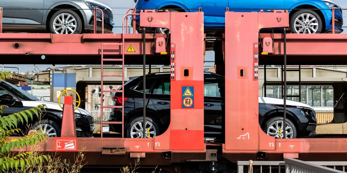 Вагон- Платформа-Готовий до відправлення