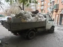 Вивіз сміття старих меблів мотлох, в день замовлення.