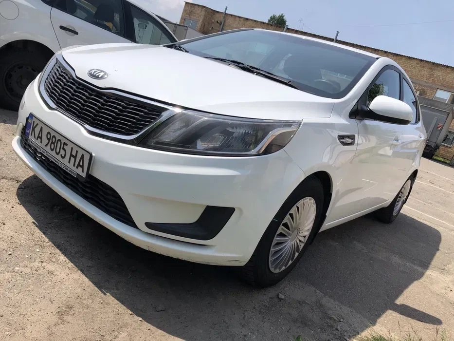 Авто Kia rio sedan для власних потреб/роботи в таксі