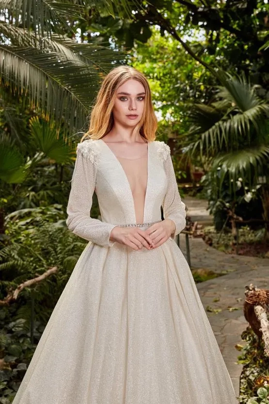 Весільна сукня