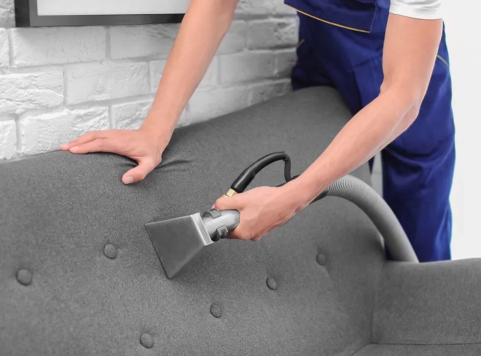 Чистка матрацу, дивану, стільців, коврів