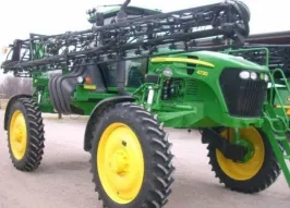 Самохідний обприскувач JOHN DEERE 4730