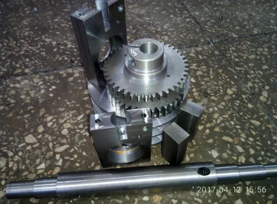 Шестерні за кресленнями та зразками