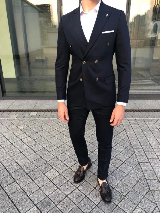 Смокінг на весілля та зустріч