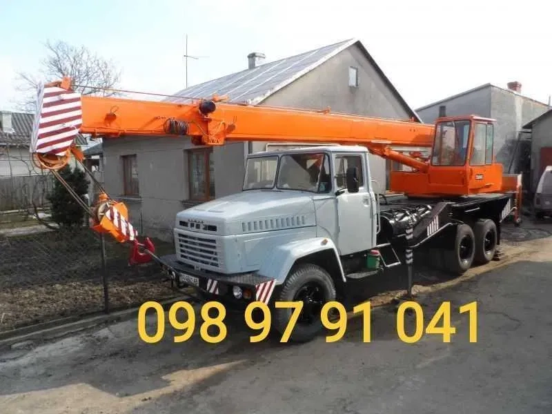 Послуги Автокрана. Надійне Підняття та Переміщення Вантажів.