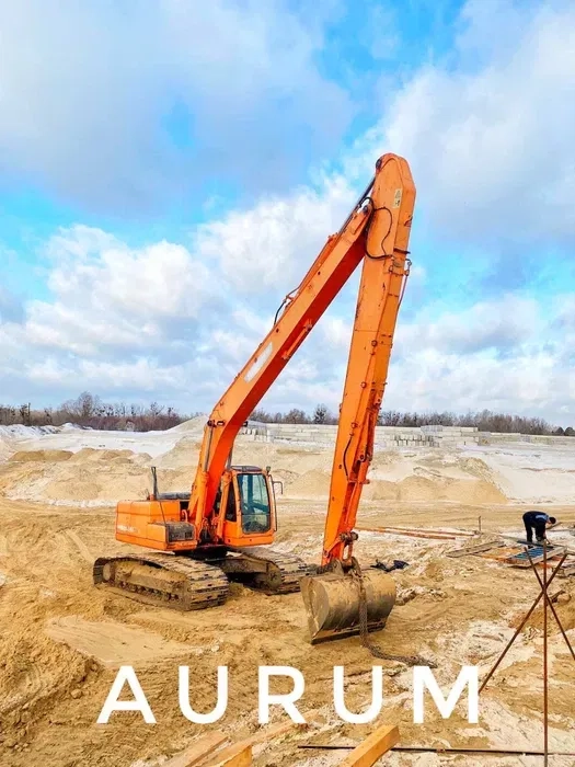 Повноповоротний гусеничний екскаватор - стріла 18 метрів