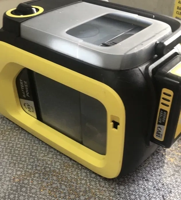 Karcher миючий пилосос. Професійно