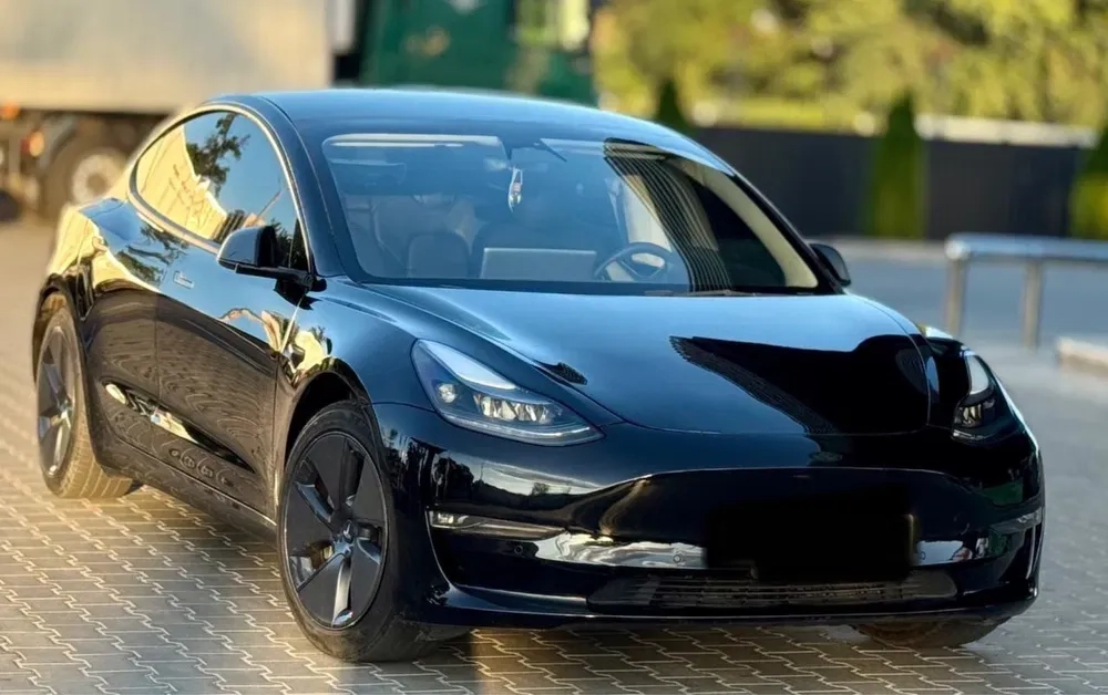 Авто такси Тесла Модел 3 2022г