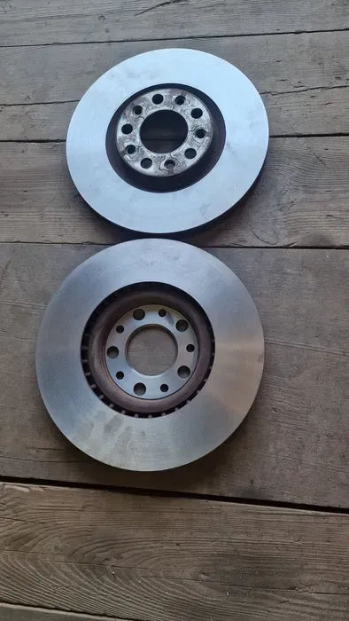 Проточка гальмівних дисків