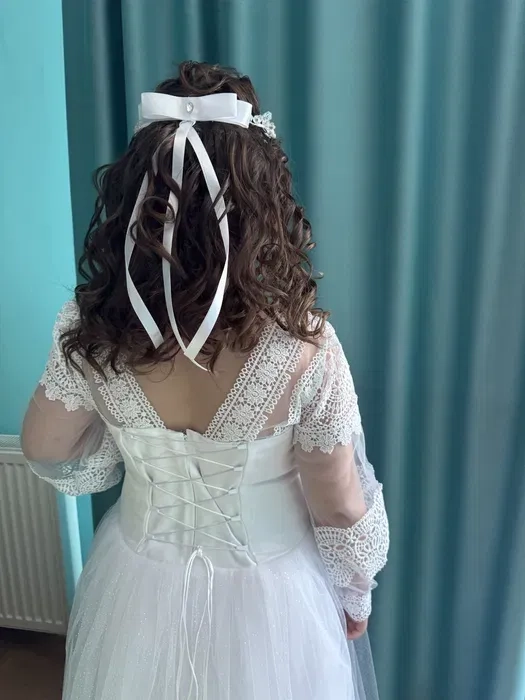 Плаття на причастя, випускний, весілля